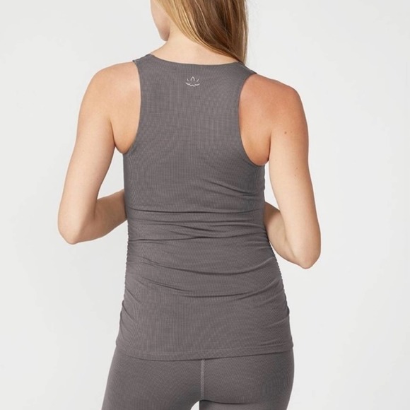 Beyond the Bump Rib Shirred Maternity Tank Top (size S) - Picture 4 of 8